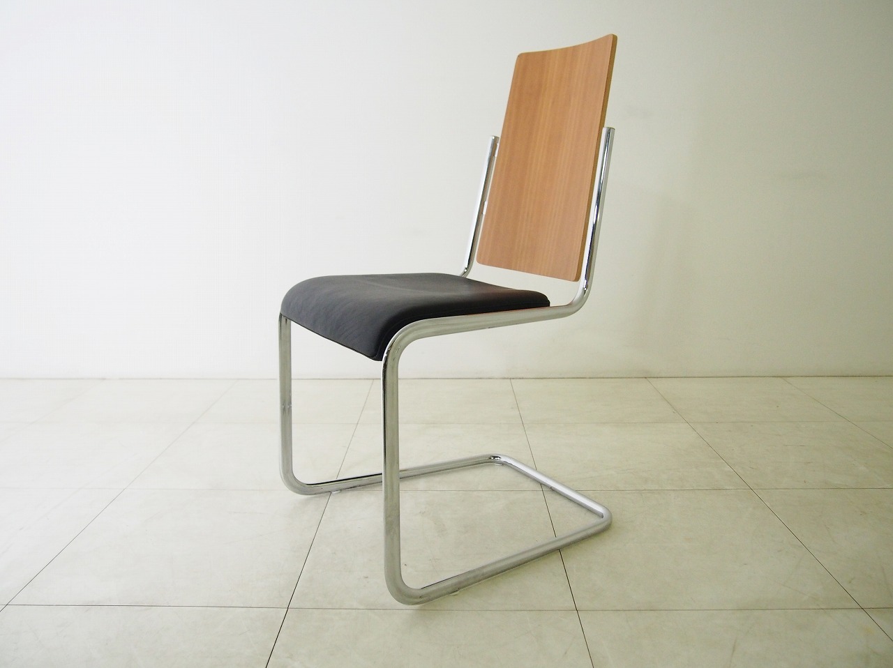 □ACTUS アクタス□TECTA テクタ□B17 DINING CHAIR□ダイニングチェア