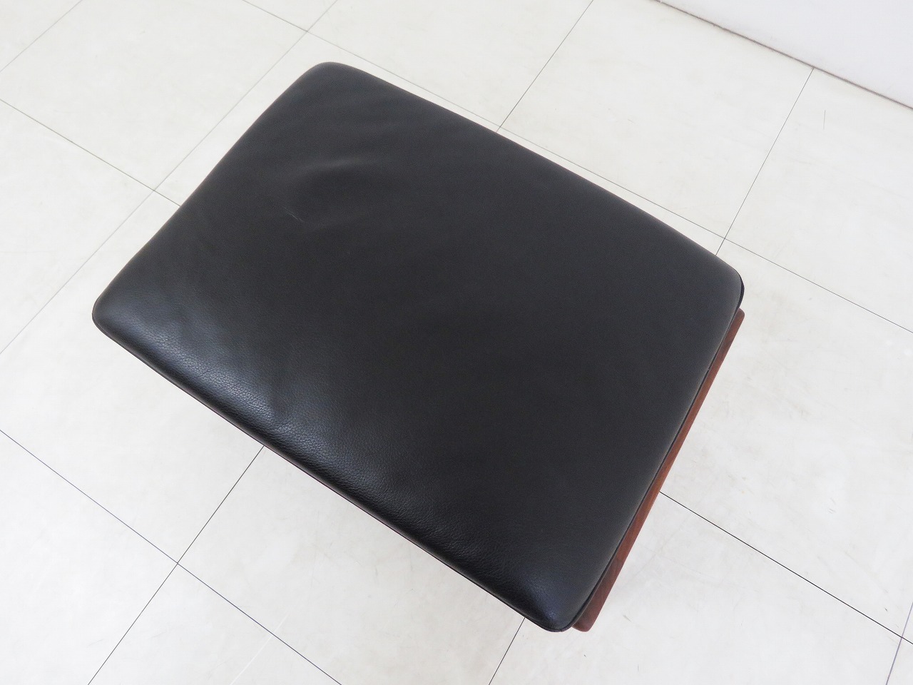 ナガノインテリア スツールLC007 ウォールナット無垢オットマン